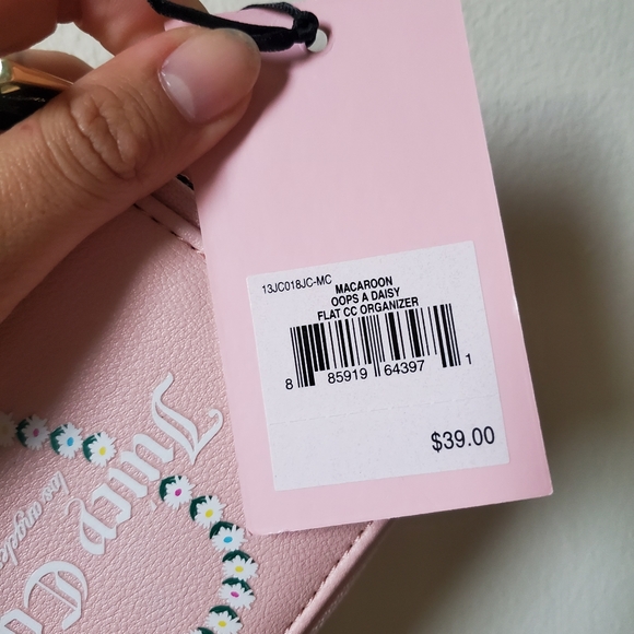 Juicy Couture Wallet - Picture 2 of 5
